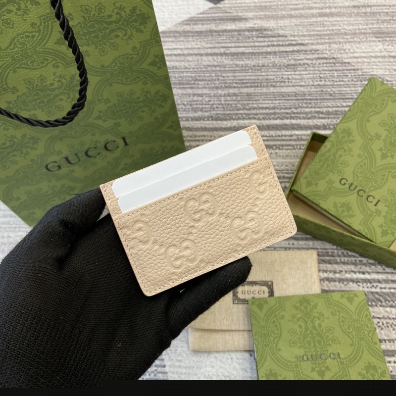 G*u*i wallets & purse